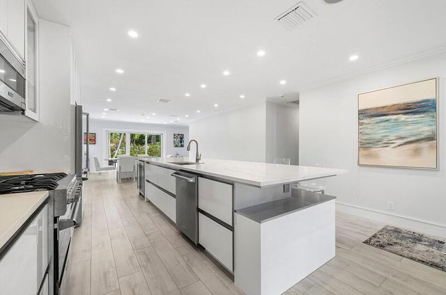 1733 Coral Gardens Drive, Wilton Manors, FL 33334