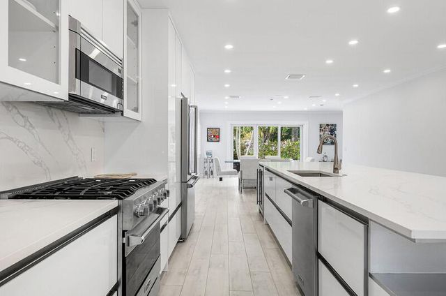 1733 Coral Gardens Drive, Wilton Manors, FL 33334