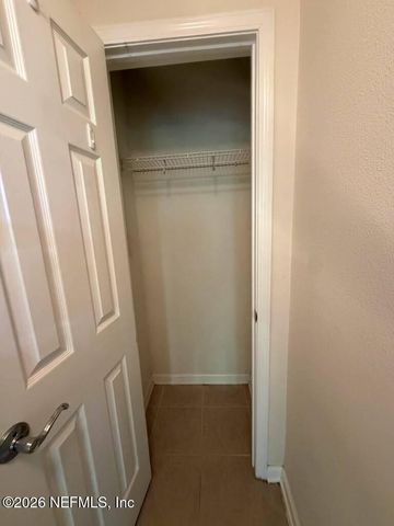 3859 LIONHEART Drive, Jacksonville, FL 32216