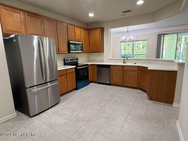 3859 LIONHEART Drive, Jacksonville, FL 32216