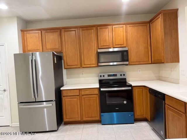 3859 LIONHEART Drive, Jacksonville, FL 32216