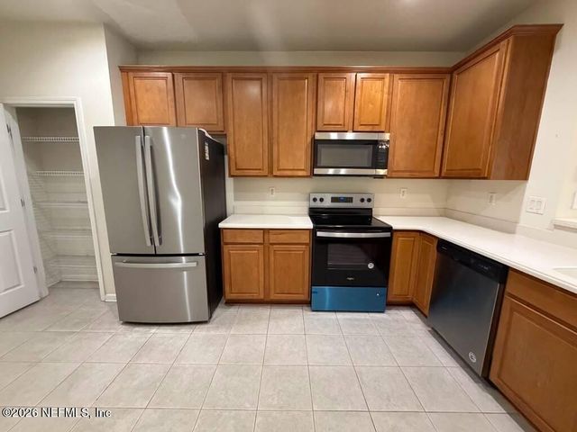 3859 LIONHEART Drive, Jacksonville, FL 32216