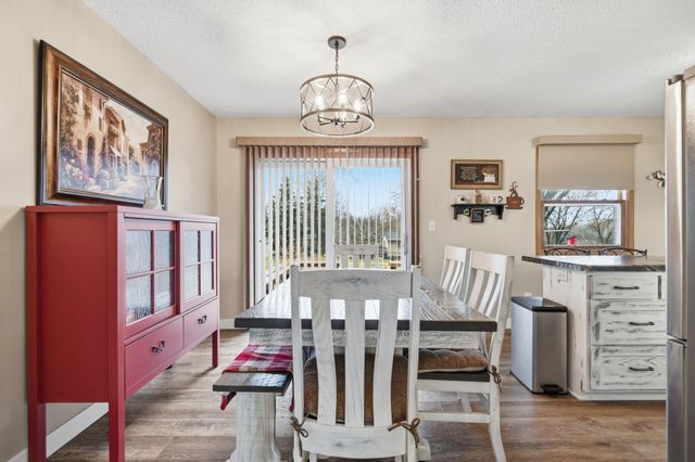 9658 Crestview Drive, Saint Joseph, MN 56374