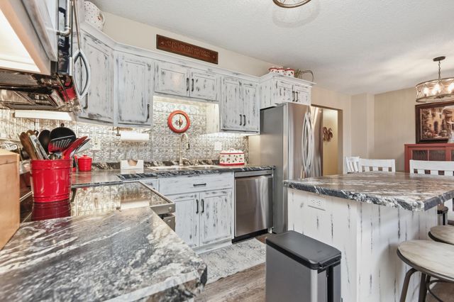 9658 Crestview Drive, Saint Joseph, MN 56374