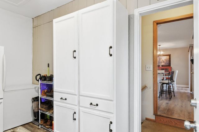 9658 Crestview Drive, Saint Joseph, MN 56374