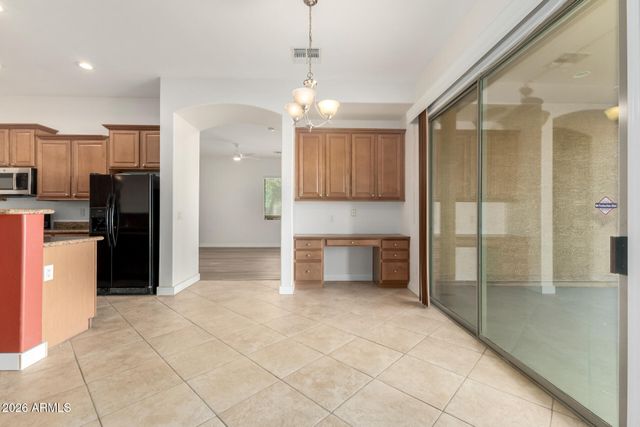 8690 W MORTEN Avenue, Glendale, AZ 85305