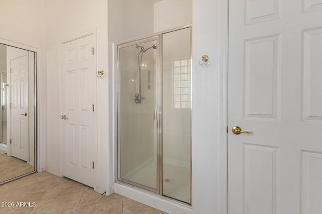 8690 W MORTEN Avenue, Glendale, AZ 85305