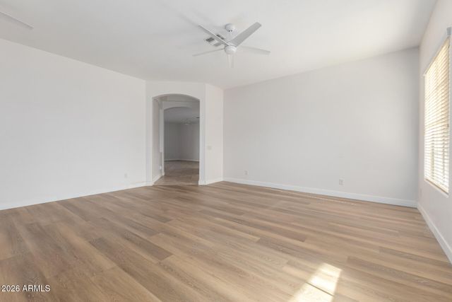 8690 W MORTEN Avenue, Glendale, AZ 85305