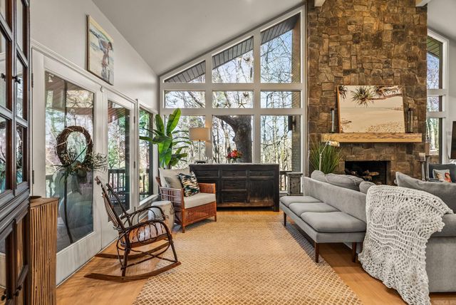 15005 Cooper Orbit Road, Little Rock, AR 72223