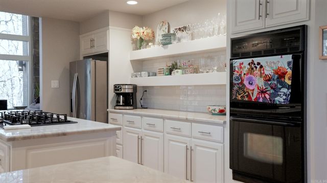 15005 Cooper Orbit Road, Little Rock, AR 72223