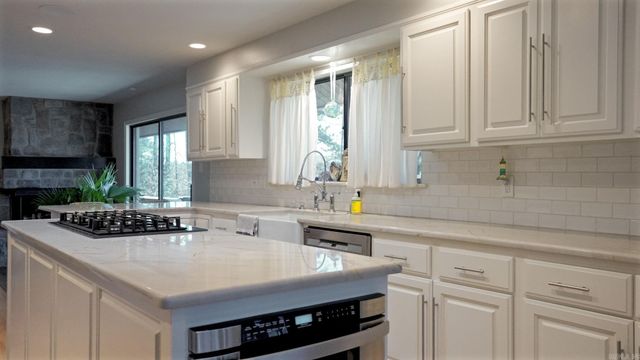 15005 Cooper Orbit Road, Little Rock, AR 72223