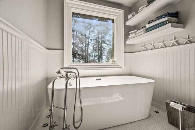 15005 Cooper Orbit Road, Little Rock, AR 72223