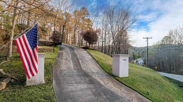 15005 Cooper Orbit Road, Little Rock, AR 72223