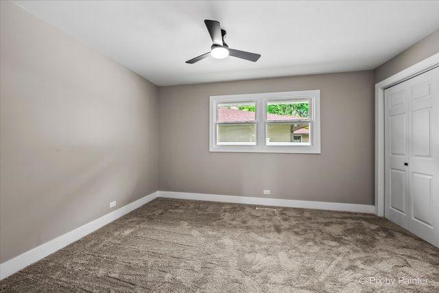 943 Oxford Street, Downers Grove, IL 60516