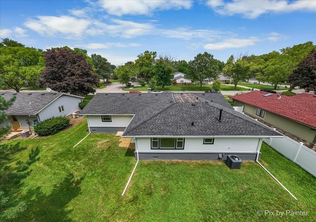 943 Oxford Street, Downers Grove, IL 60516