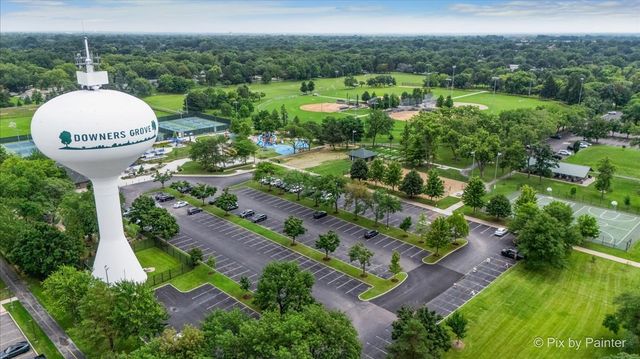 943 Oxford Street, Downers Grove, IL 60516