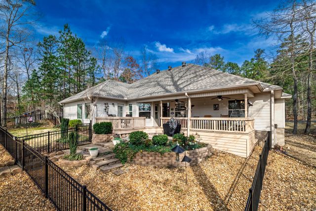 33 illescas Way, Hot Springs Village, AR 71909