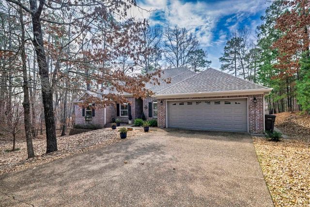 33 illescas Way, Hot Springs Village, AR 71909