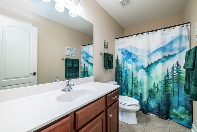 33 illescas Way, Hot Springs Village, AR 71909