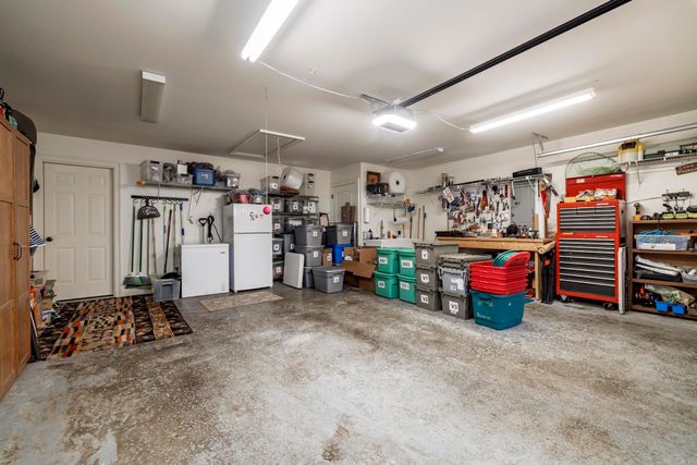 33 illescas Way, Hot Springs Village, AR 71909