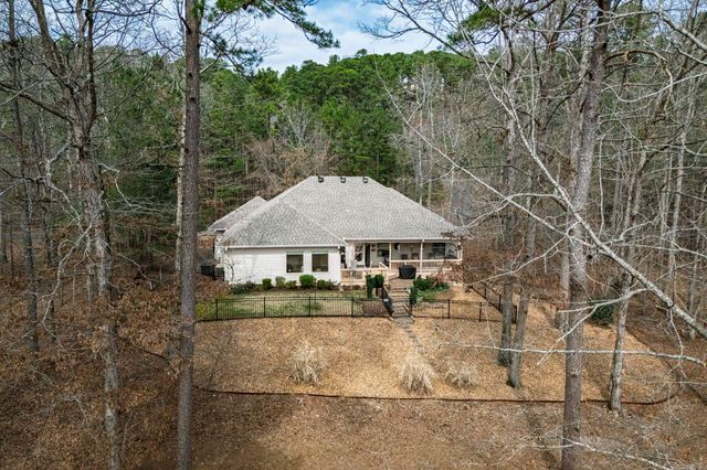 33 illescas Way, Hot Springs Village, AR 71909