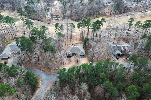 33 illescas Way, Hot Springs Village, AR 71909