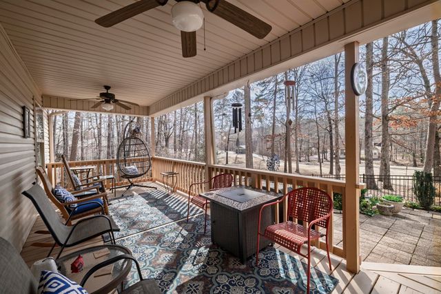 33 illescas Way, Hot Springs Village, AR 71909