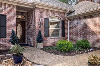 33 illescas Way, Hot Springs Village, AR 71909