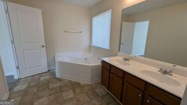 400 Village Broad Street, Dacula, GA 30019