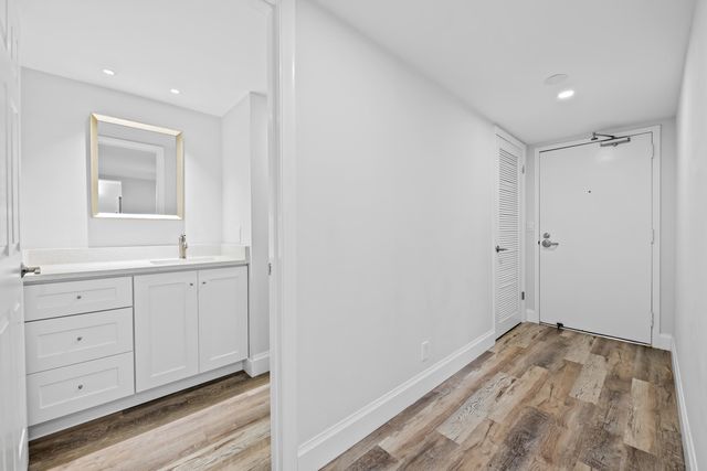 799 Jeffery Street 202, Boca Raton, FL 33487