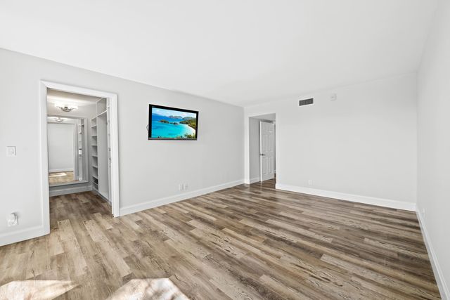799 Jeffery Street 202, Boca Raton, FL 33487