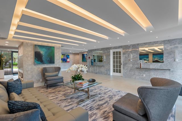 799 Jeffery Street 202, Boca Raton, FL 33487