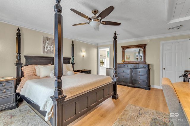 1355 W Lagoon Avenue, Gulf Shores, AL 36542