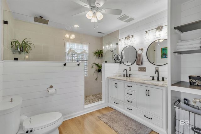 1355 W Lagoon Avenue, Gulf Shores, AL 36542