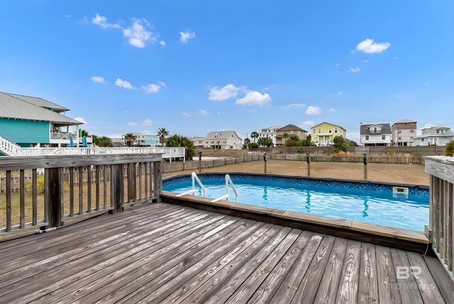 1355 W Lagoon Avenue, Gulf Shores, AL 36542