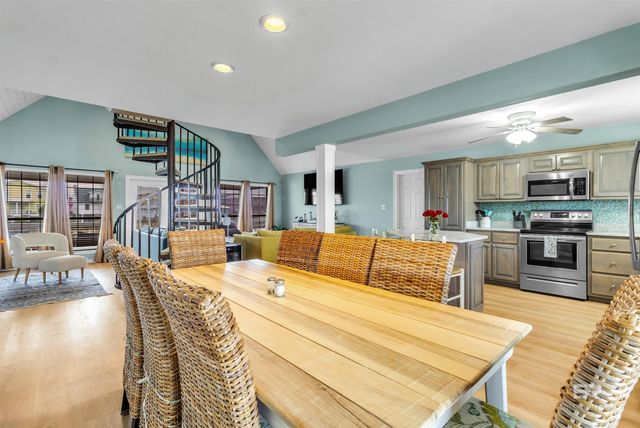 1355 W Lagoon Avenue, Gulf Shores, AL 36542