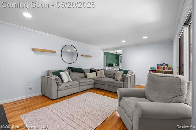 23516 Kim Drive, Clinton Township, MI 48035