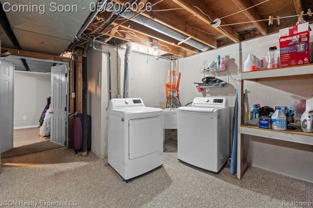 23516 Kim Drive, Clinton Township, MI 48035