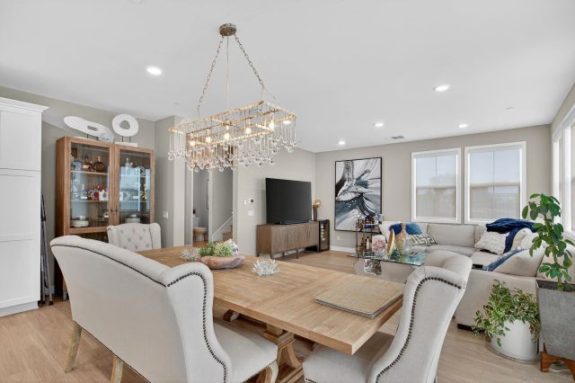 1733 Artemisia Ct, Carlsbad, CA 92011