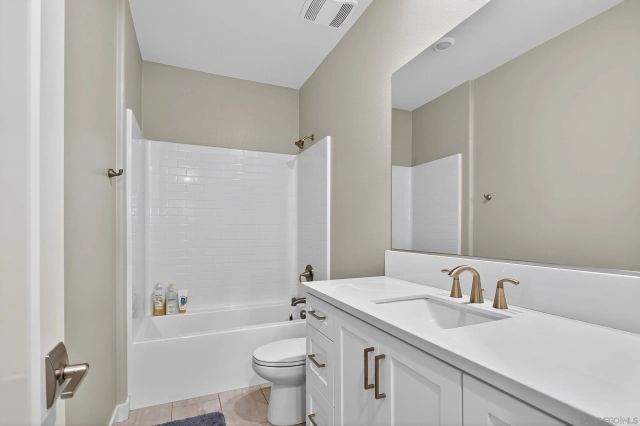 1733 Artemisia Ct, Carlsbad, CA 92011
