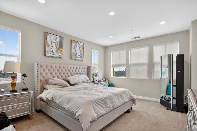 1733 Artemisia Ct, Carlsbad, CA 92011