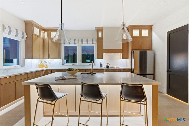 3140 Westview Drive, Canyon Lake, TX 78133