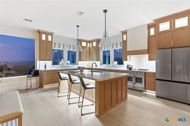 3140 Westview Drive, Canyon Lake, TX 78133