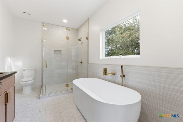 3140 Westview Drive, Canyon Lake, TX 78133