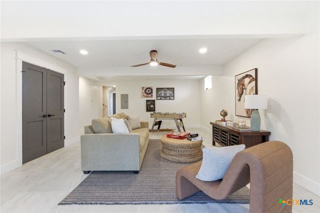 3140 Westview Drive, Canyon Lake, TX 78133