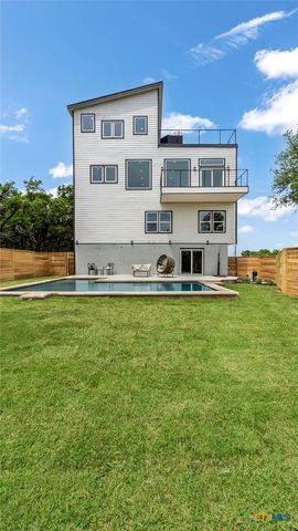 3140 Westview Drive, Canyon Lake, TX 78133