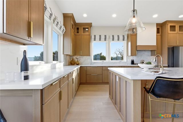 3140 Westview Drive, Canyon Lake, TX 78133