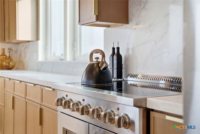 3140 Westview Drive, Canyon Lake, TX 78133