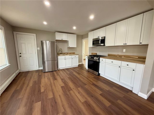 44 Veto Street, Providence, RI 02908