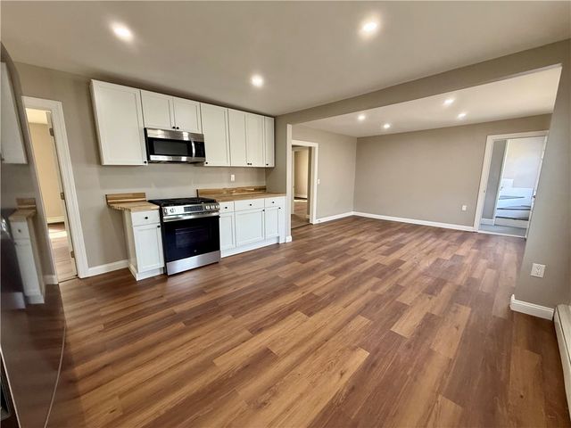44 Veto Street, Providence, RI 02908